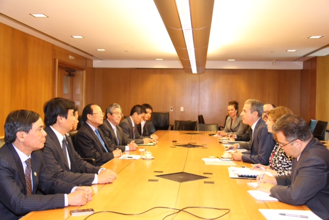 Вьетнам и США активизируют сотрудничество в областях культуры и туризма